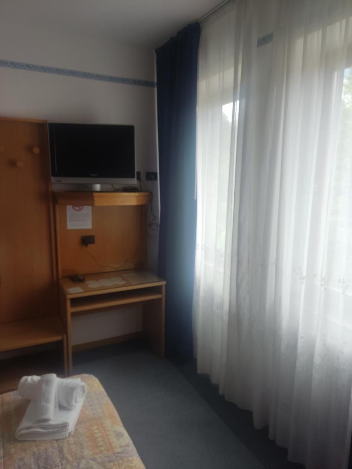 Albergo Aurora Canzolino Bagian luar foto
