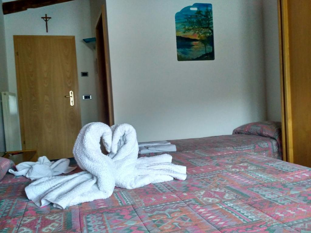 Albergo Aurora Canzolino Bagian luar foto